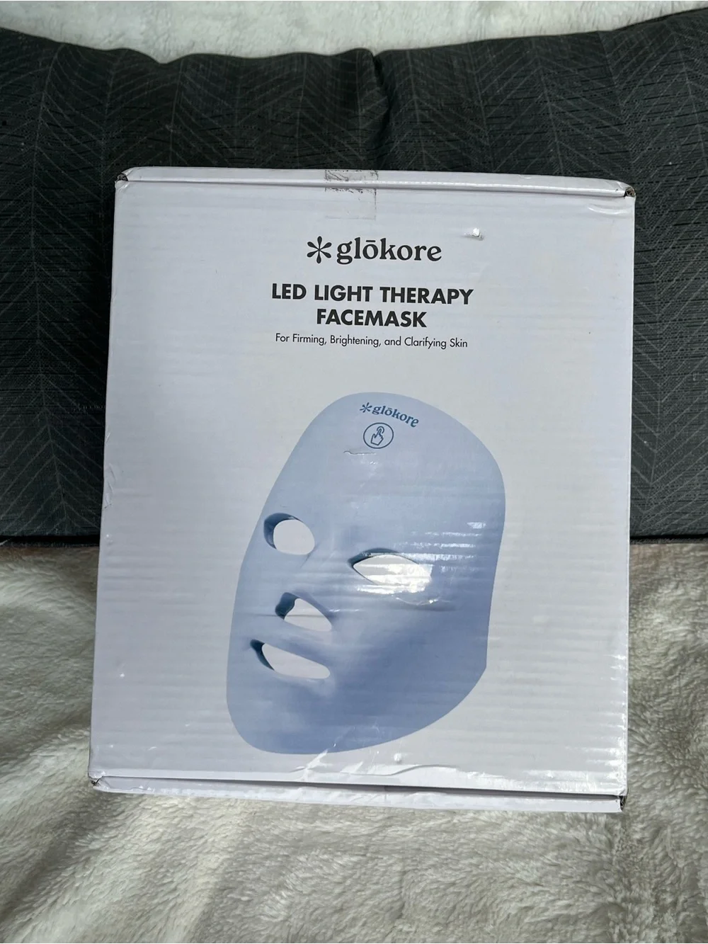 New in Box Glokore 7 in 1 LED Light Therapy Facemask